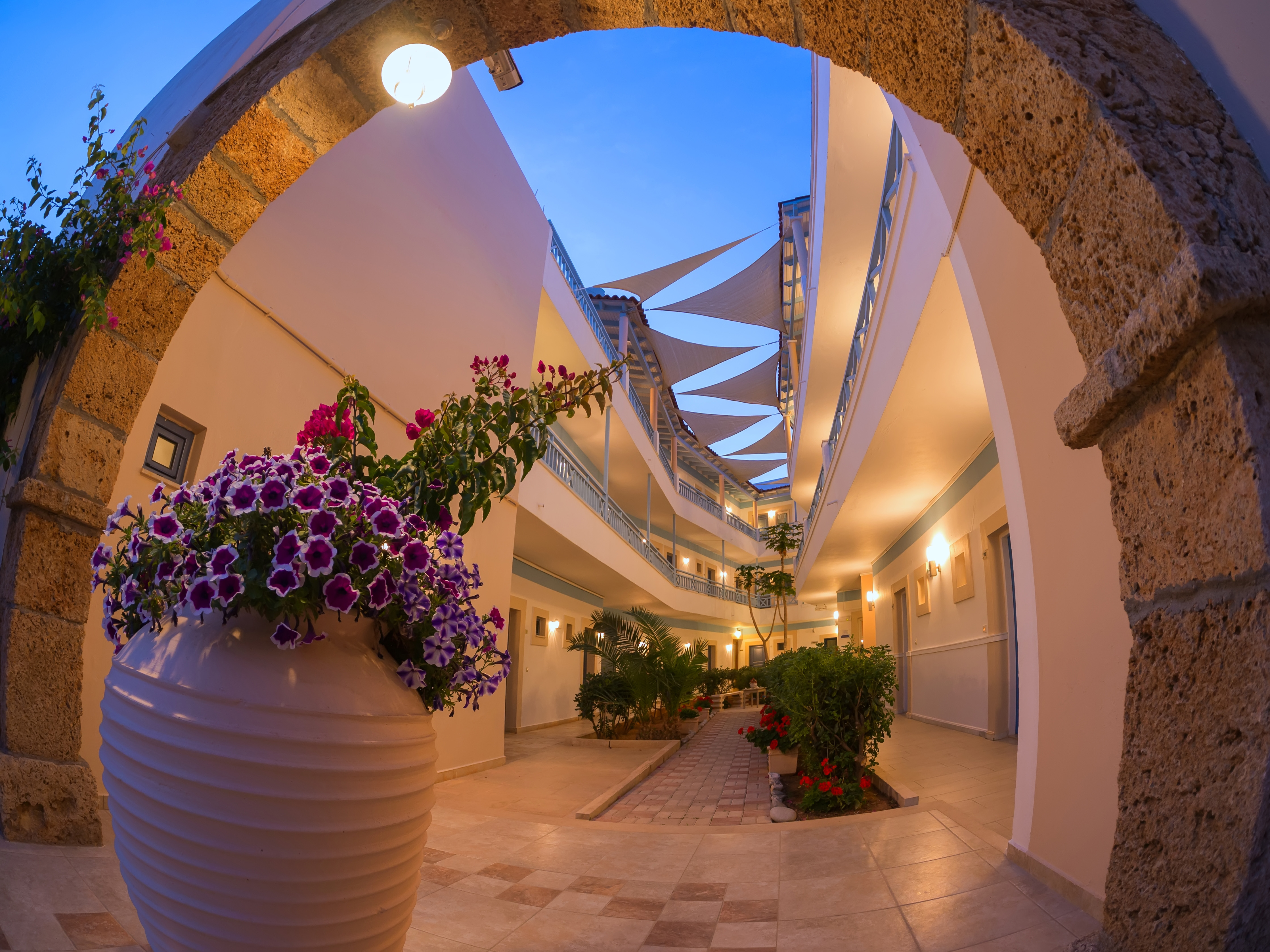 Pyrgos Beach Hotel Apartment