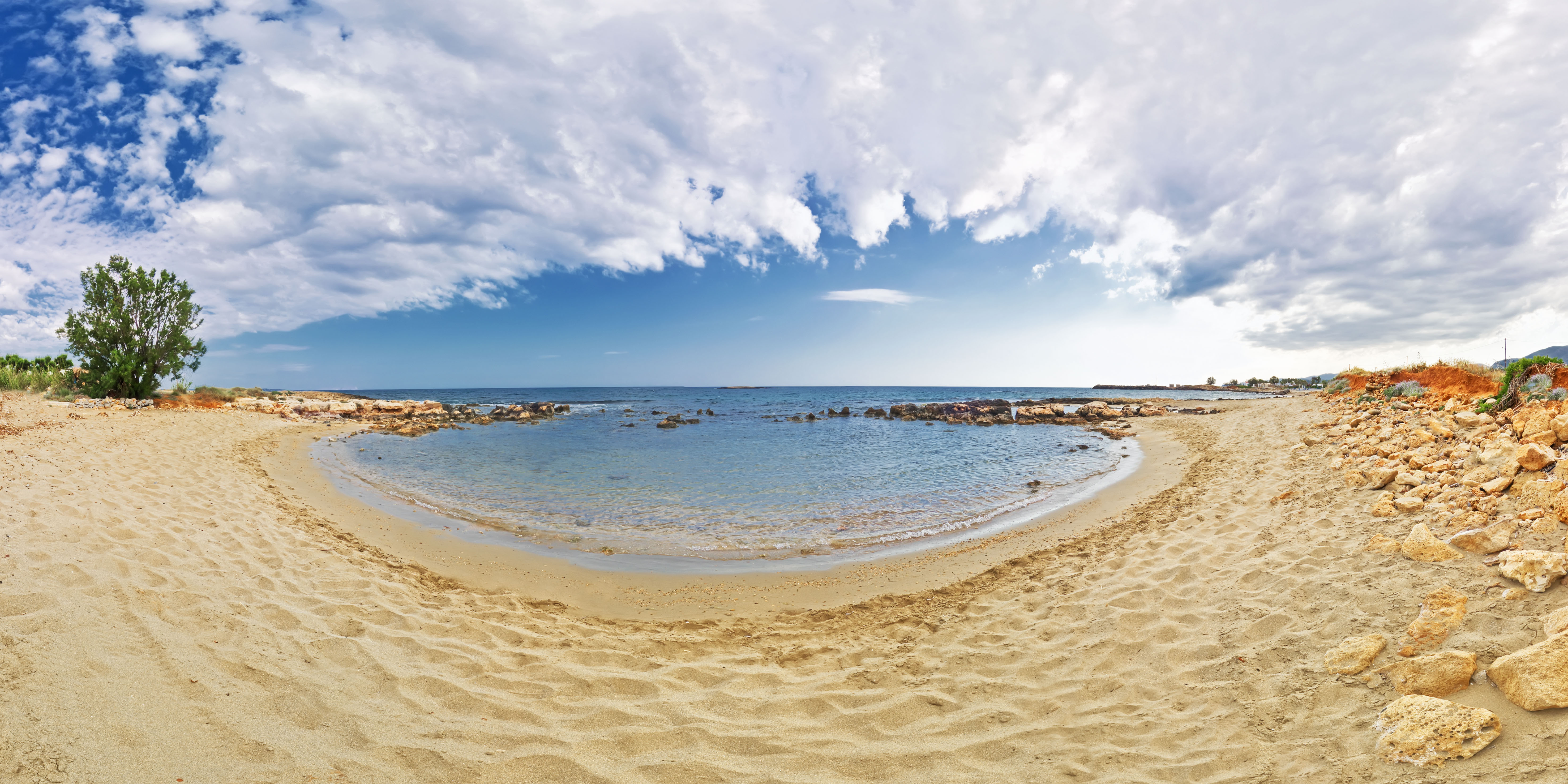 Pyrgos Beach Hotel Apartment