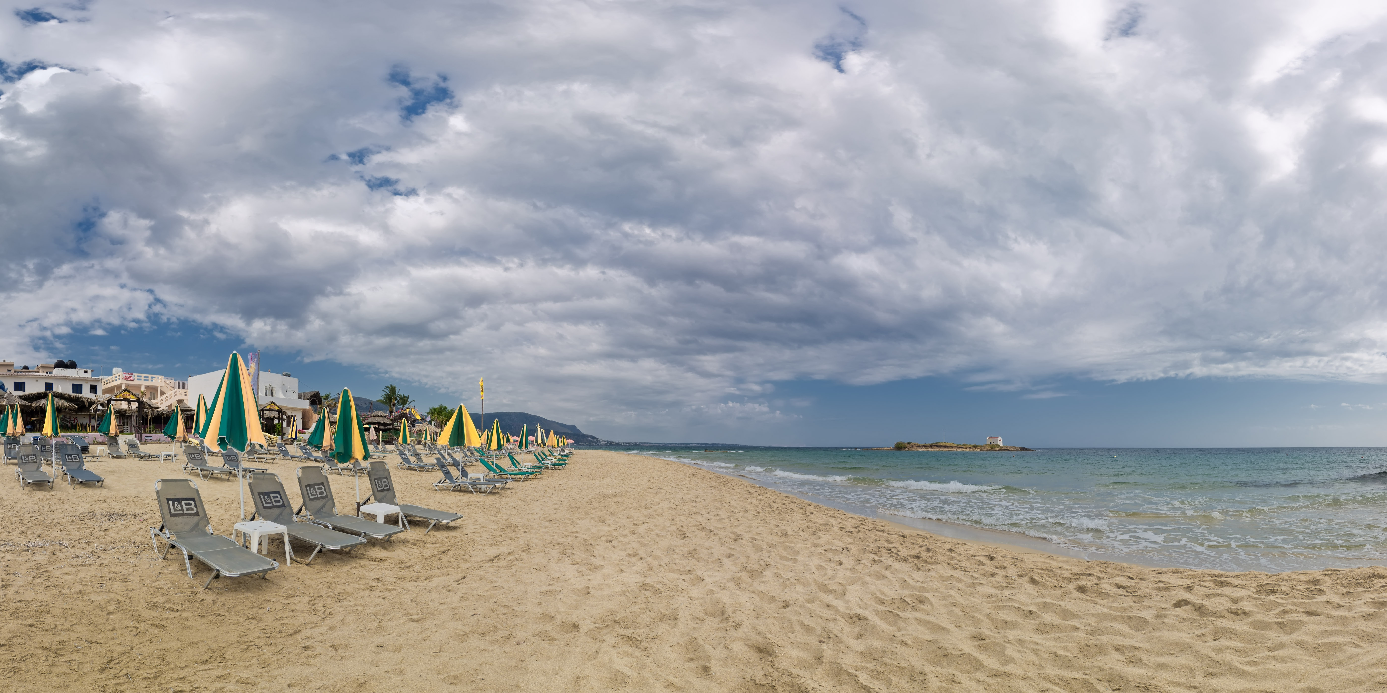 Pyrgos Beach Hotel Apartment