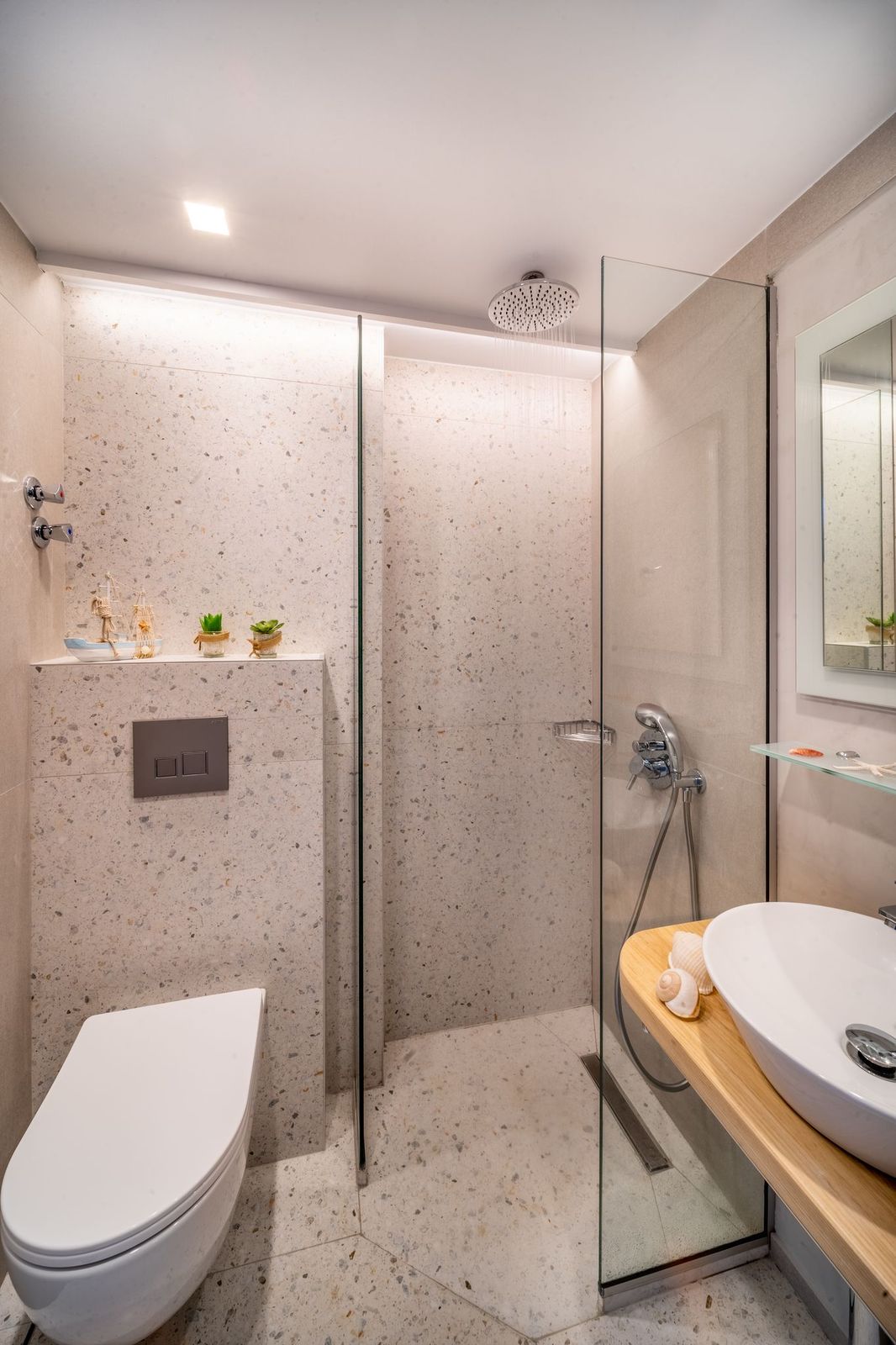 Pyrgos Beach Hotel Apartment