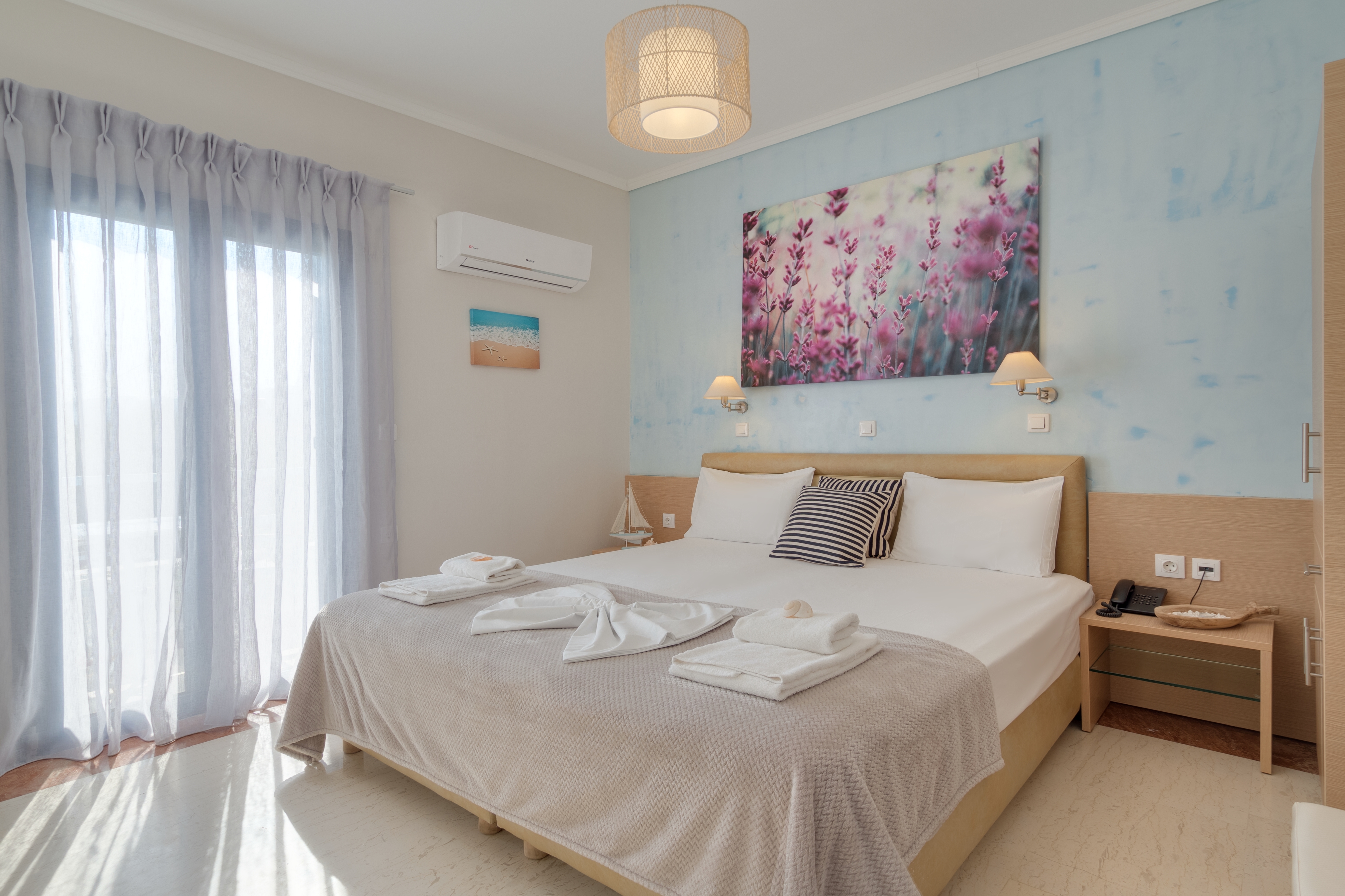 Pyrgos Beach Hotel Apartment