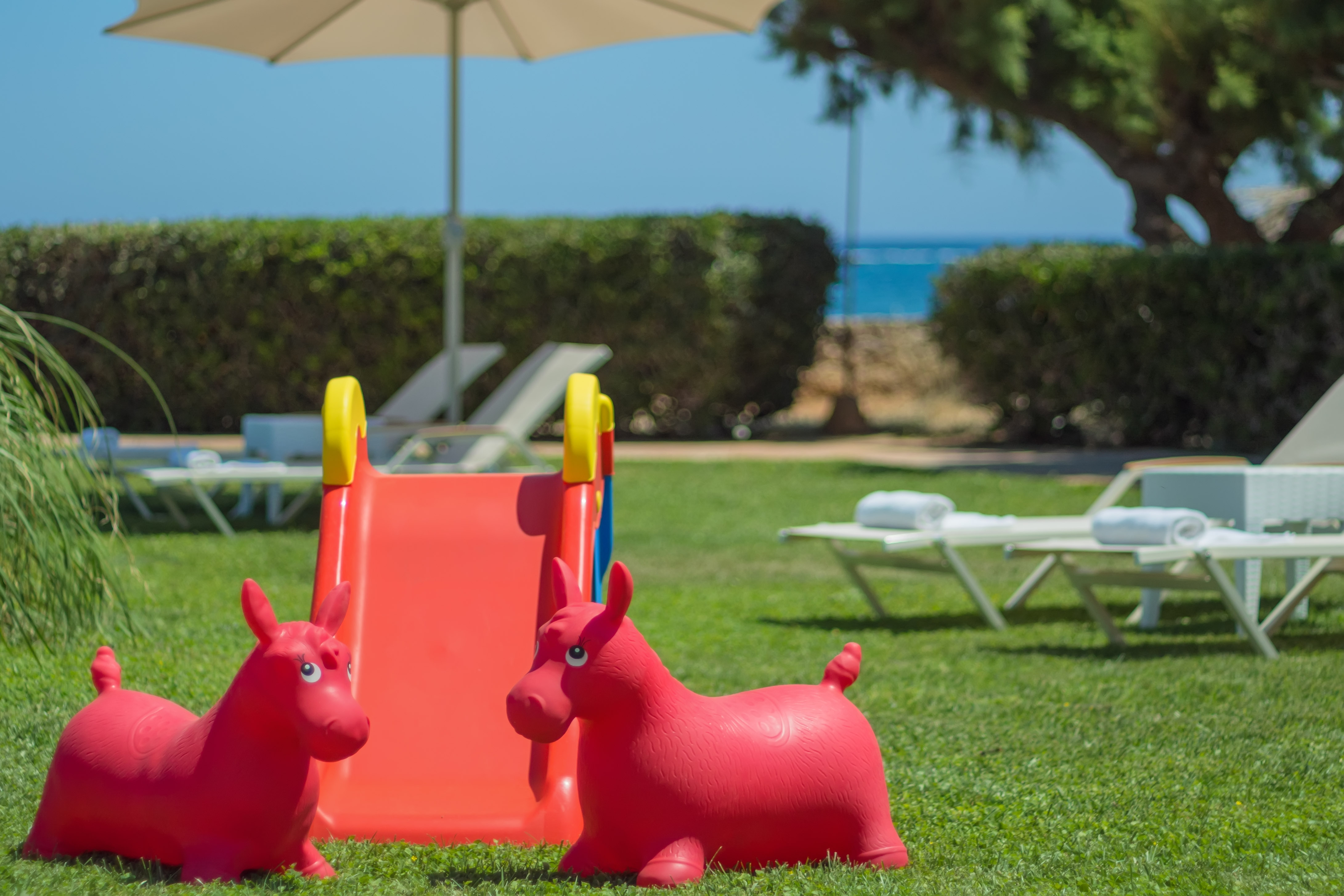 Pyrgos Beach Hotel Apartment