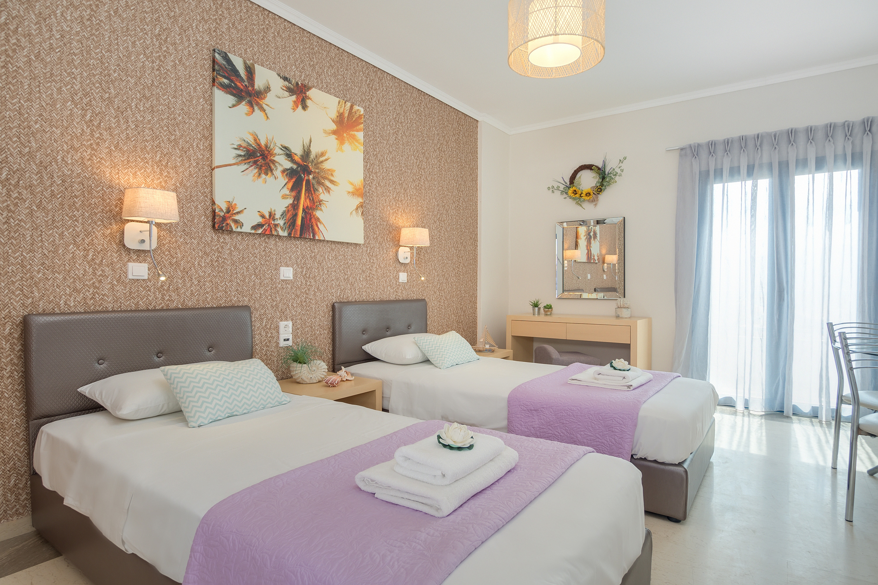 Pyrgos Beach Hotel Apartment