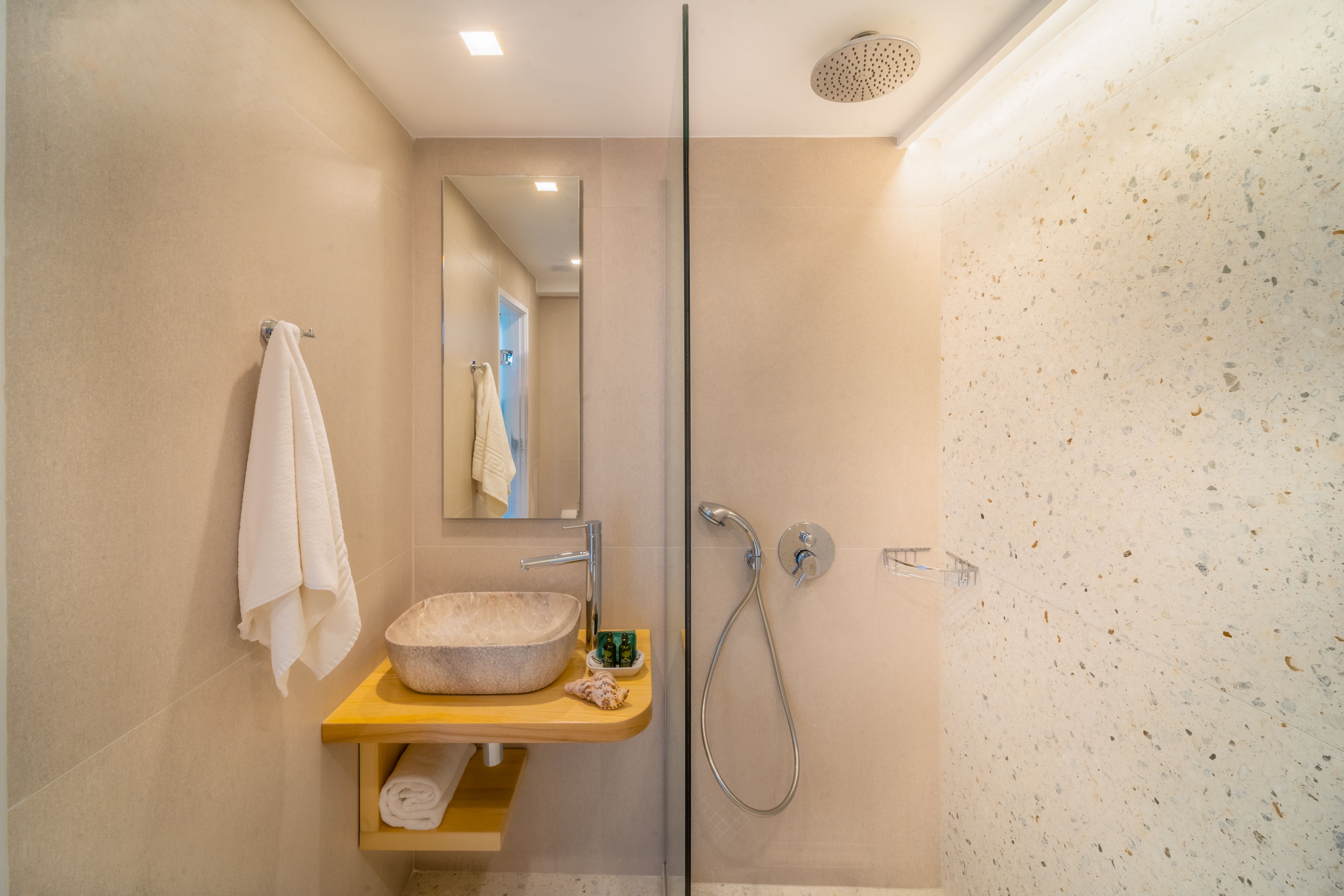 Pyrgos Beach Hotel Apartment